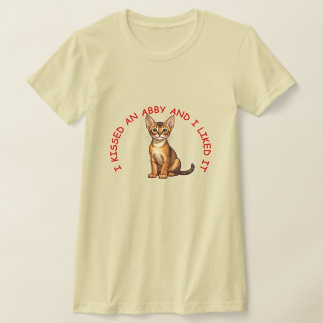 Camiseta Besé a un gato abisano (Distribución)