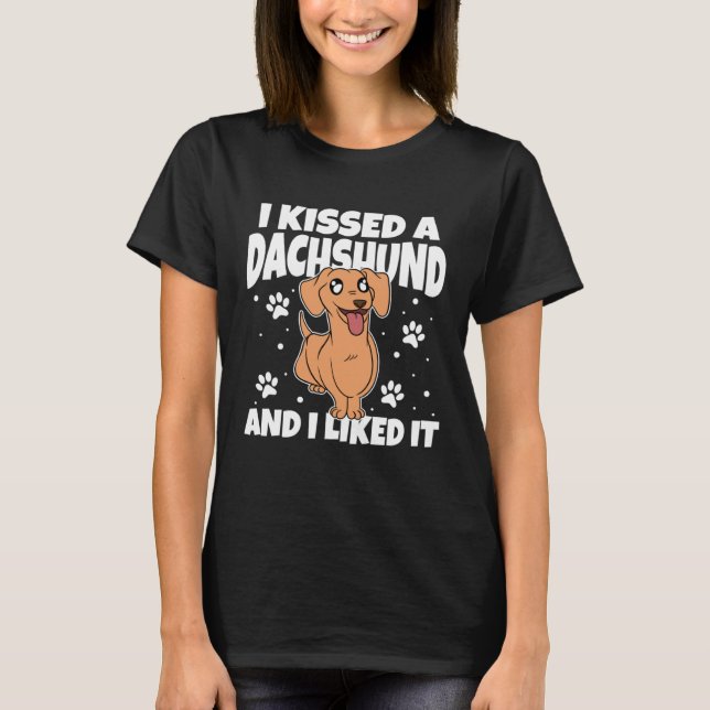 Camiseta Besé a un teckel y me gustó (Anverso)