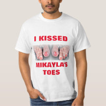 BESÉ LOS TODOS DE MIKAYLA