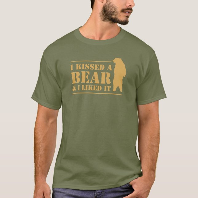 Camiseta Besé Un Oso Y Me Gustó Cita Graciosa Manly (Anverso)