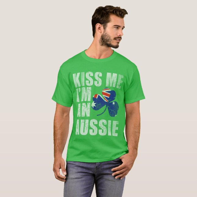 Camiseta Béseme que soy el día de un St Patrick australiano (Anverso completo)