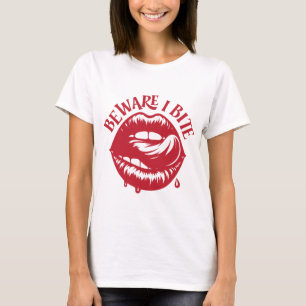 Camiseta Beware I Bite: Halloween Lips Tee