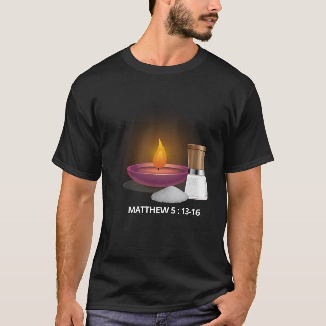 Camiseta Bible Verse Salt And Lamp Light The World Christia (Anverso)