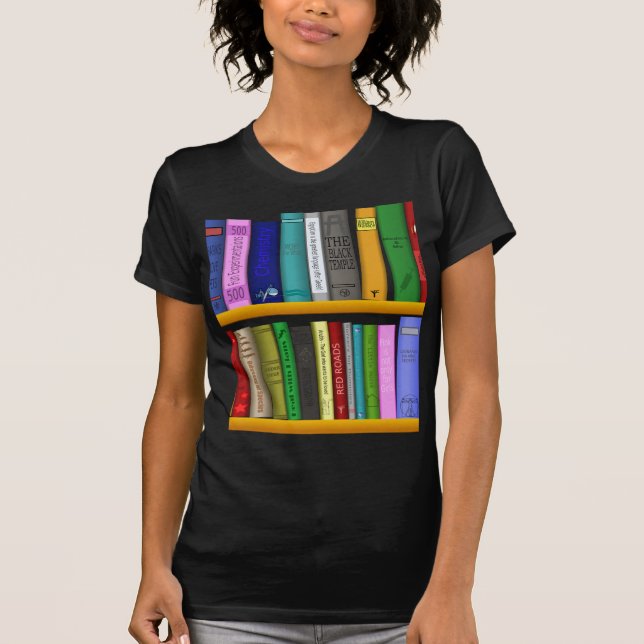 Camiseta biblioteca de libros estantes leyendo (Anverso)