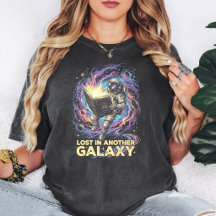 Bibliotecario Cósmico Astronauta Leyendo En Galaxi