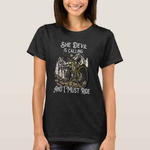 Camiseta Bicicleta de montaña vintage She Devil está llaman