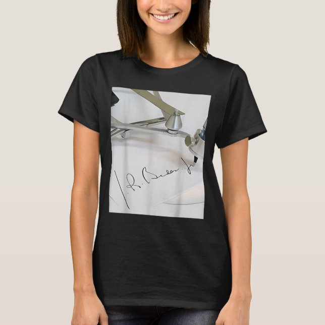 Camiseta Biden Autopen Signature Funny  (Anverso)