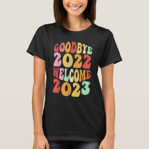 Camiseta Bienvenida 2022 Año Nuevo Groovy Retro 2023