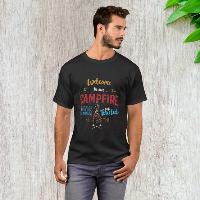 Camiseta Bienvenidos A Nuestra Fogata (Subido por el creador)