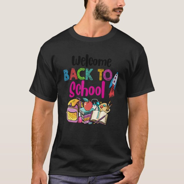 Camiseta Bienvenidos De Nuevo A La Escuela Feliz Primer Día (Anverso)