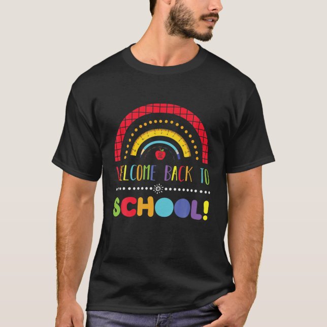Camiseta Bienvenidos De Nuevo A La Escuela Feliz Primer Día (Anverso)