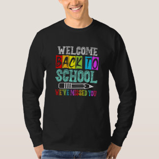 Camiseta Bienvenidos de vuelta al colegio estudiantes maest