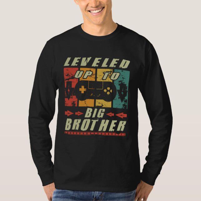 Camiseta Big Brother Gamer Leveled Up To Big Brother Retro (Anverso)