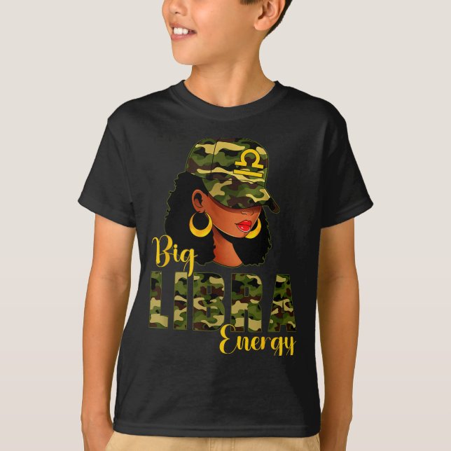 Camiseta Big Libra Energy Camouflage Black Woman Cap Zodiac (Anverso)