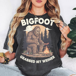 Camiseta Bigfoot Agarró Mi Salchicha Divertido Camping Sasq
