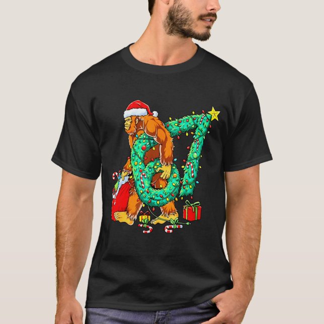 Camiseta Bigfoot Christmas 67 Funny Meme Six Seven Xmas Boy (Anverso)