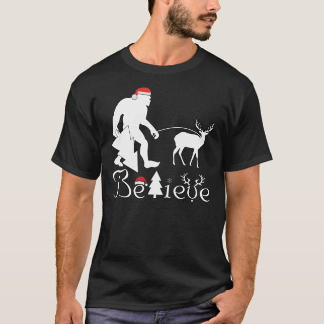 Camiseta Bigfoot Cree Graciosos Navidades Árbol De Renos Pa (Anverso)
