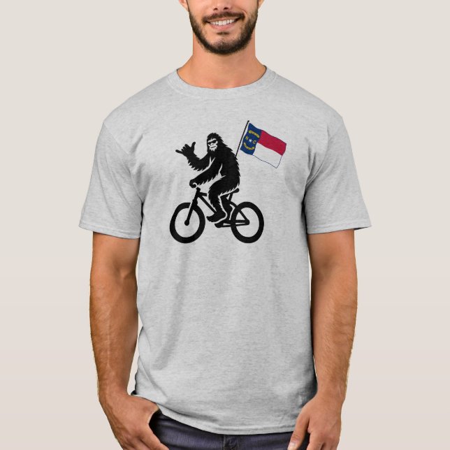 Camiseta Bigfoot Cycling North Carolina Flag (Anverso)