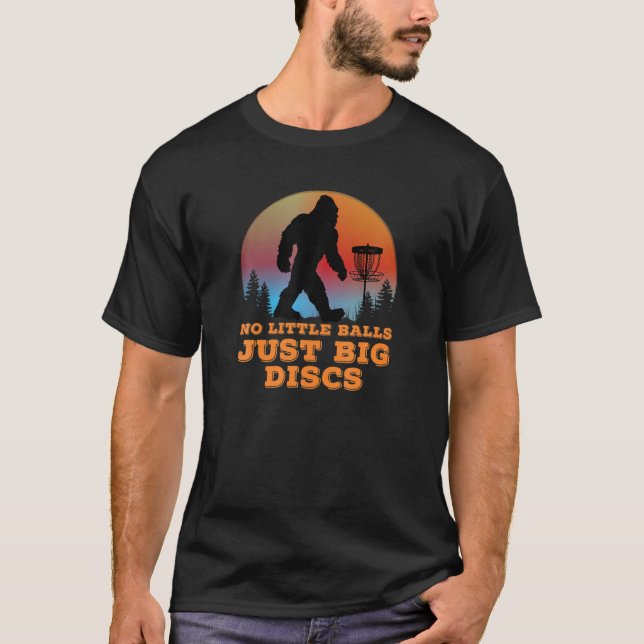 Camiseta Bigfoot Disk Golf Sasquatch Chain Tosser Funny Big (Anverso)