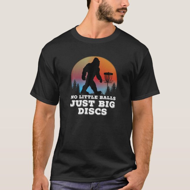 Camiseta Bigfoot Disk Golf Sasquatch Chain Tosser Funny Big (Anverso)