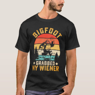 Camiseta Bigfoot Divertido Agarró Mi Salchicha Hombres