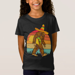 Camiseta Bigfoot Divertido Caminando con Taco Grande