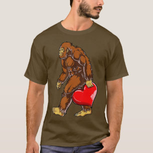 Camiseta Bigfoot Heart Funny Valentines Day Men Love Sasqua
