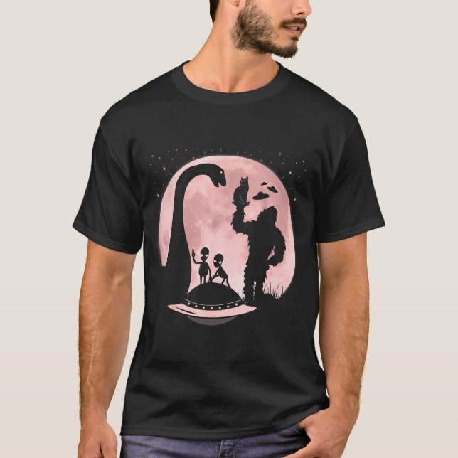 Camiseta Bigfoot Loch Ness Monster Sasquatch Cat Ufo Funny  (Anverso)