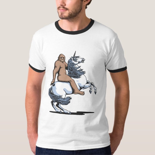 Camiseta Bigfoot que monta un unicornio (Anverso)
