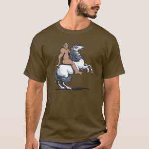 Camiseta Bigfoot que monta un unicornio