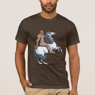 Camiseta Bigfoot que monta un unicornio