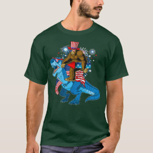Camiseta Bigfoot Riding Dinosaur T-rex 4 de julio