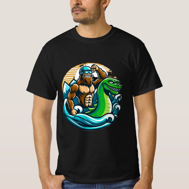 Camiseta Bigfoot Riding Nessie (Anverso)