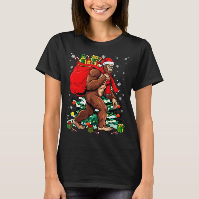 Camiseta Bigfoot Santa Carrying Christmas Bag Xmas Hat Sasq (Anverso)