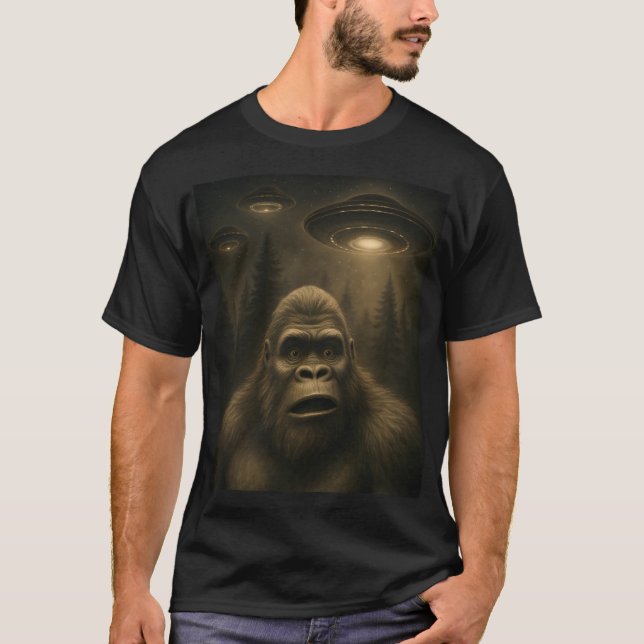 Camiseta Bigfoot Sasquatch Alien UFO Funny (Anverso)