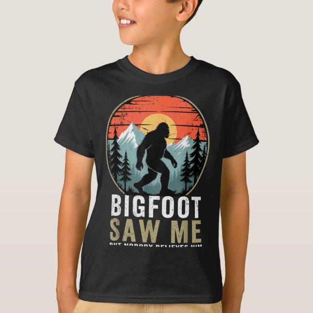 Camiseta Bigfoot Saw Me But Nobody Believes Him Humor Funny (Anverso)