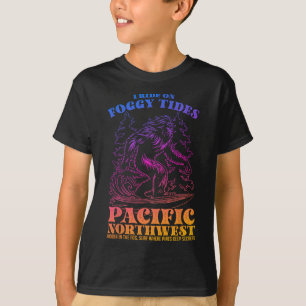 Camiseta Bigfoot Surfing I Cabalgo En Mareas Brumosas Pacíf