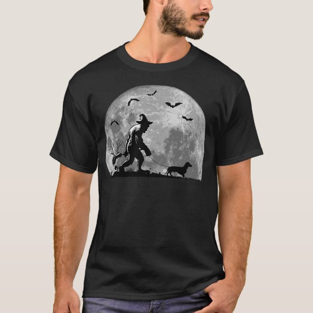Camiseta Bigfoot Walking Dachshund Dog Sasquatch Halloween (Anverso)