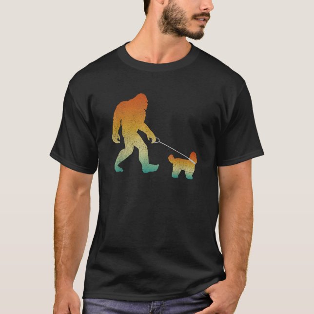 Camiseta Bigfoot Walking Shih Tzu Funny Sasquatch Pet Dog   (Anverso)