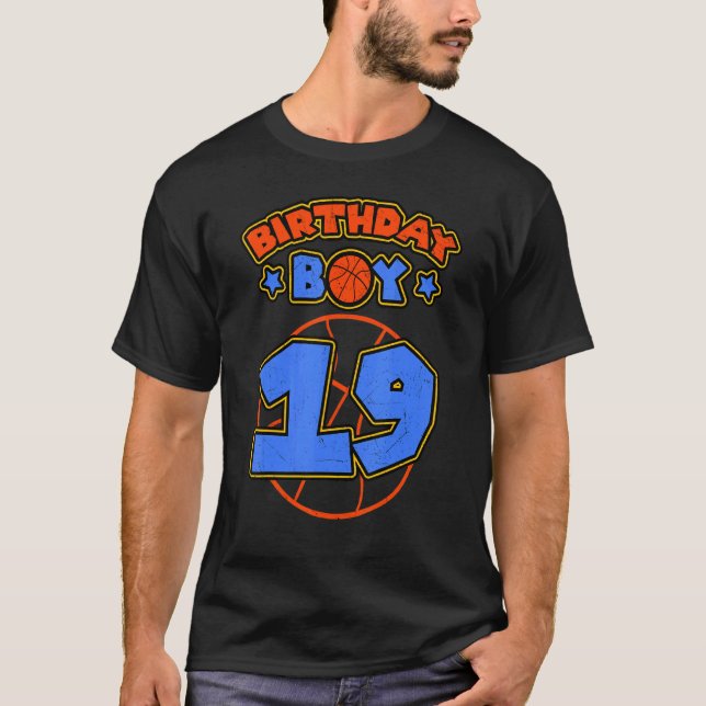 Camiseta Birthday Boy 19 Tema del baloncesto Bday Fiesta 19 (Anverso)