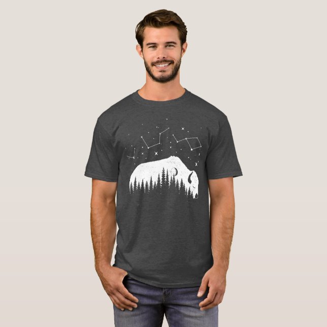 Camiseta Bison Moon Wood Stars Dream Big Trekking Travel (Anverso completo)
