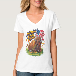 Camiseta Bisonte con la bandera estadounidense en la hierba
