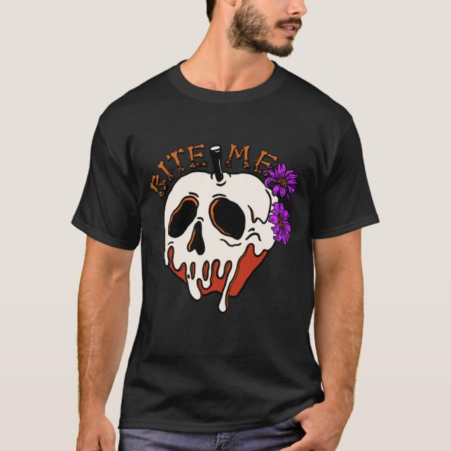 Camiseta Bite Me - Halloween Skull Poison Apple & Flowers (Anverso)