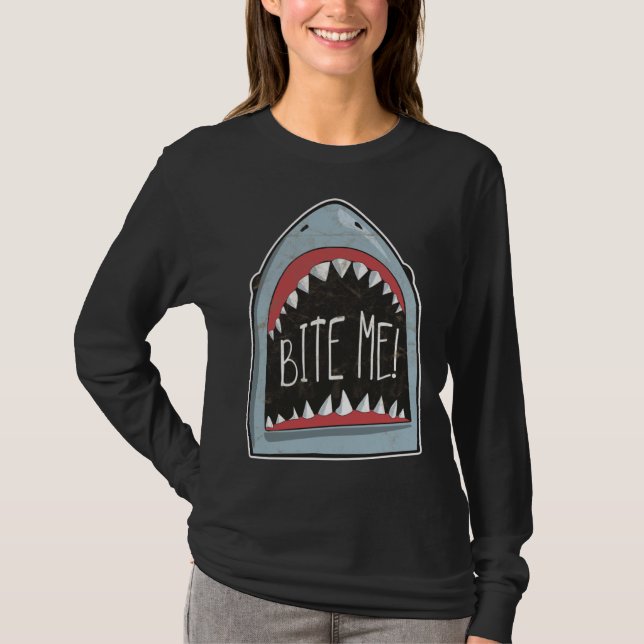 Camiseta Bite Me  Shark Fan Beach Ocean Attire For Summer (Anverso)