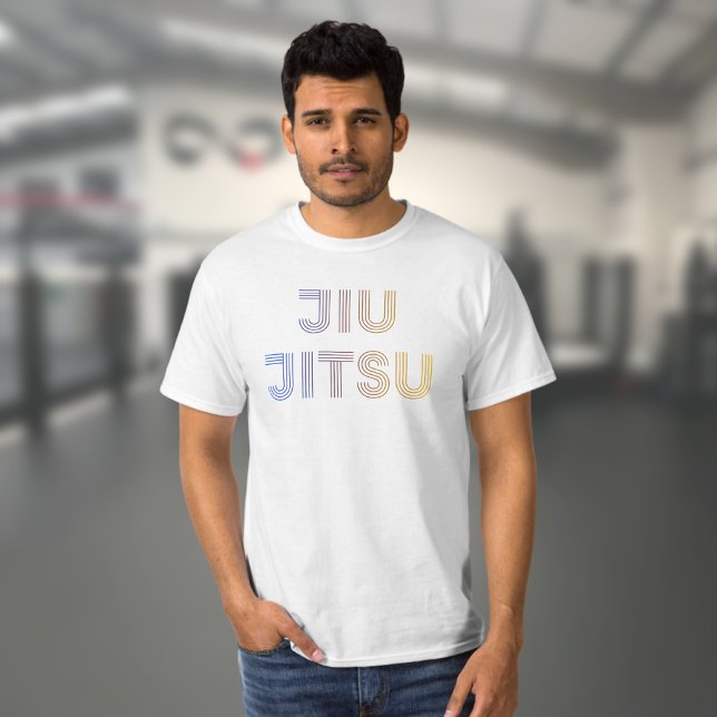 Camiseta BJJ Funky brasileño Jiu Jitsu (Funky Jiu Jitsu white T-shirt worn by a male model in a gym)