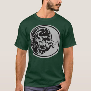 Camiseta Black Bull Line Art Drawing Tattoo Art