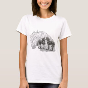 Camiseta Black Friesian Horses Manes Tails