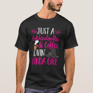 Camiseta Black Goldendoodle Coffee Dood Doodle Mom