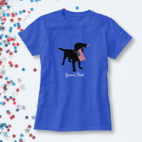 Black Lab Dog con la bandera estadounidense de los