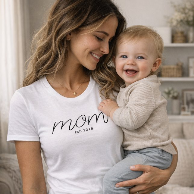 Camiseta Black Script Established Mom T-shirt  (Subido por el creador)